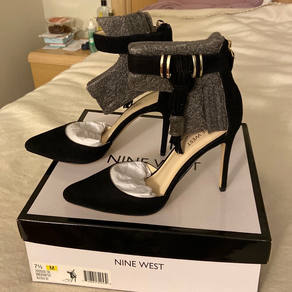 Nine West hills,size 7 1/2,new.